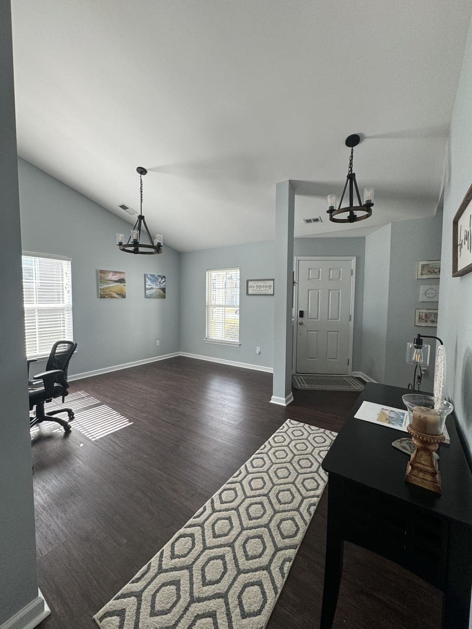 Office / dining