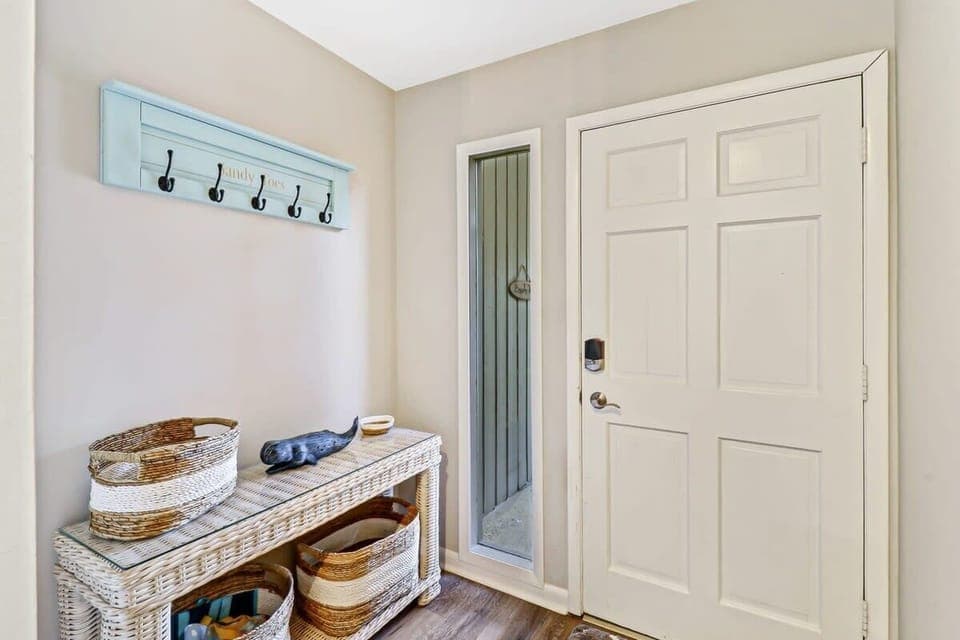 Entryway Closet & Storage Space