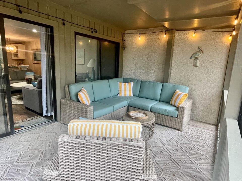 Great extended living space outdoors