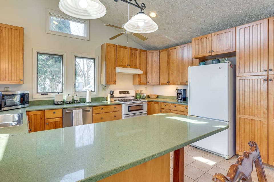 Kitchen | Basic Cooking Essentials | Drip Coffee Maker | Dishwasher | 1st Floor