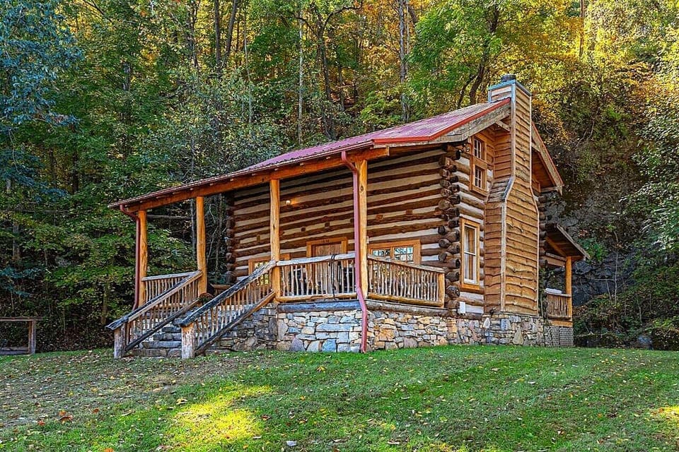 Welcome to the Limestone Cabin, constructed of century old timbers and native river rock. Truly a work of art.