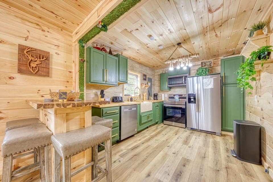 Dining/Kitchen area
