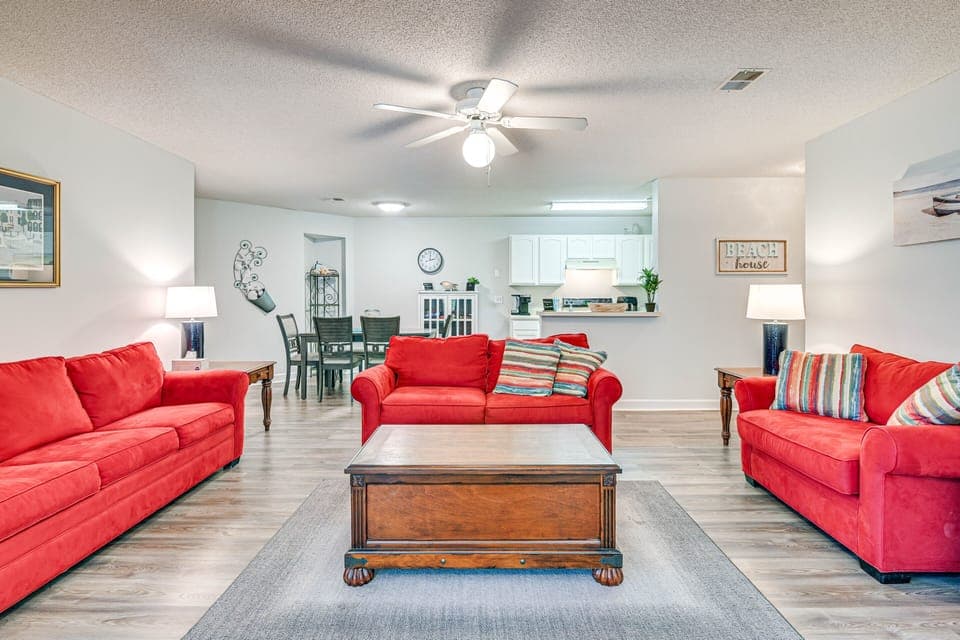 Living Room | Smart TV | Central Air Conditioning & Heating