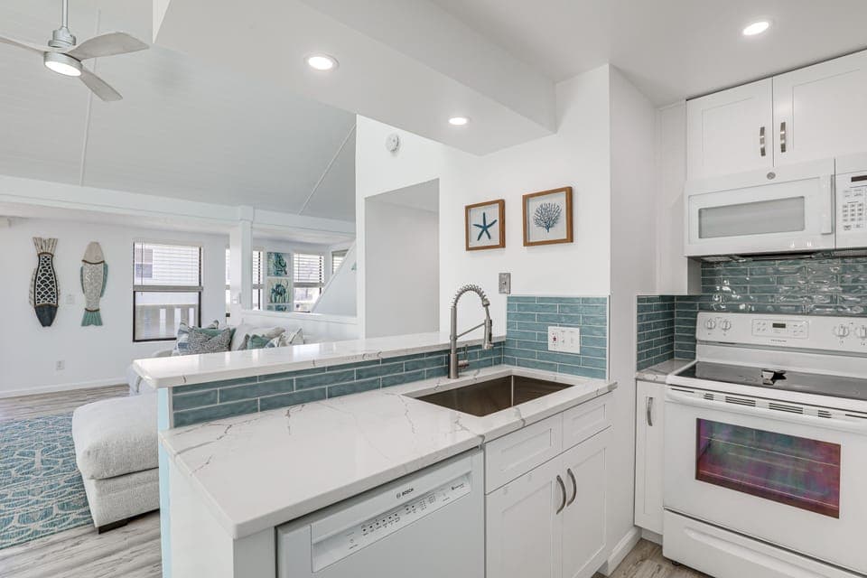 Kitchen | 1st Floor