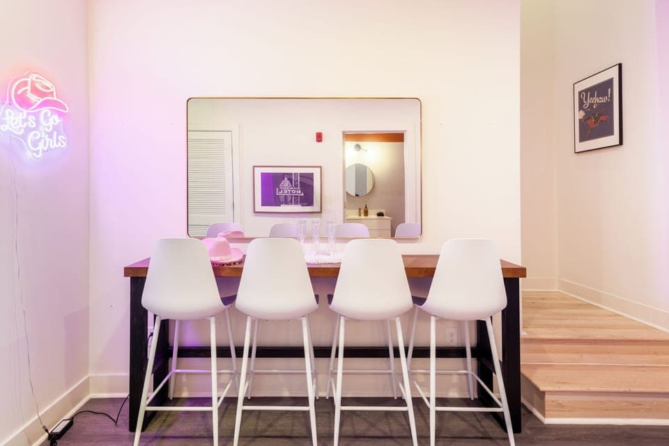Space for everyone to get ready.
