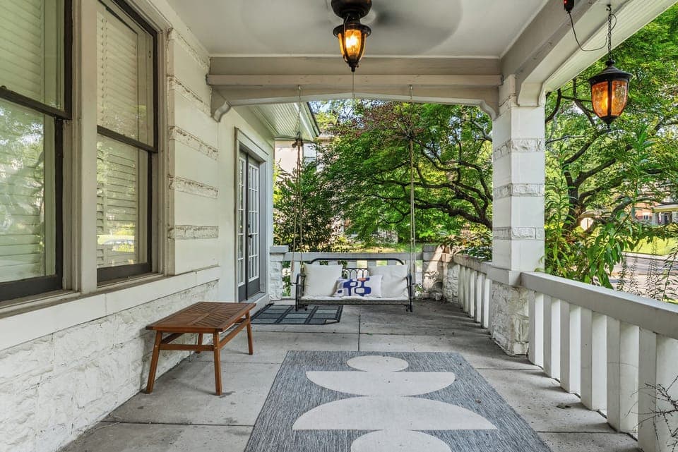 Start your mornings with coffee, end your evenings with wine, and let this porch be your happy place in between. It’s the perfect perch for people-watching, stargazing, or simply doing nothing at all.
