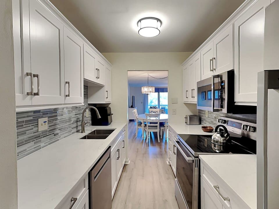 Full Kitchen