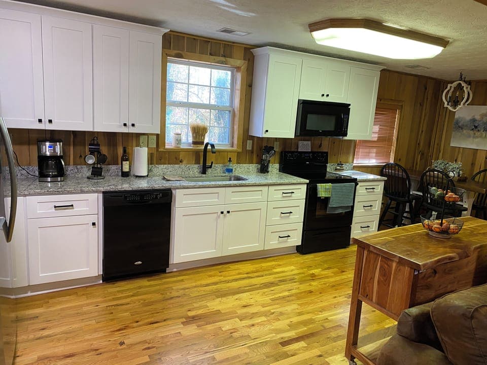 Full Kitchen