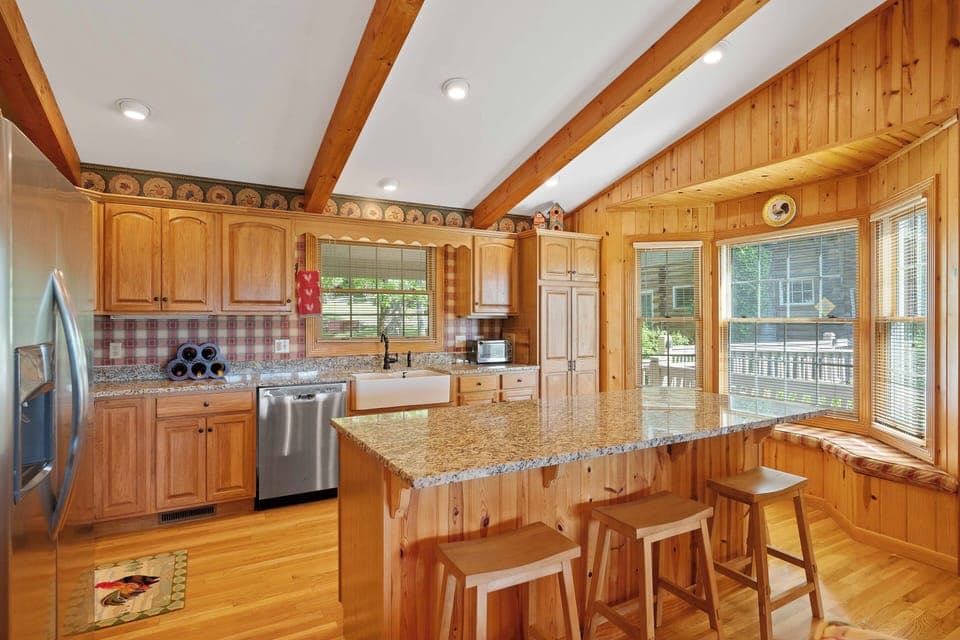 Kitchen, Main Level