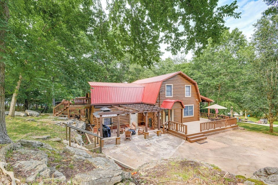 Mt. Juliet Vacation Rental | 3BR | 2BA | 1,967 Sq Ft | 4 Steps to Enter