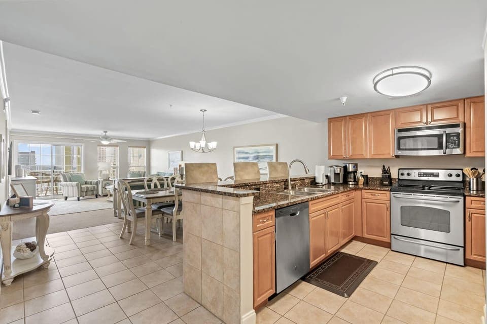 Full Kitchen