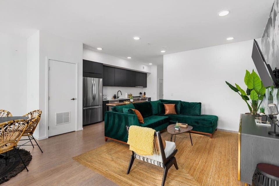 Bright and Spacious living with a sofa bed. HD TV with all the apps you could want.