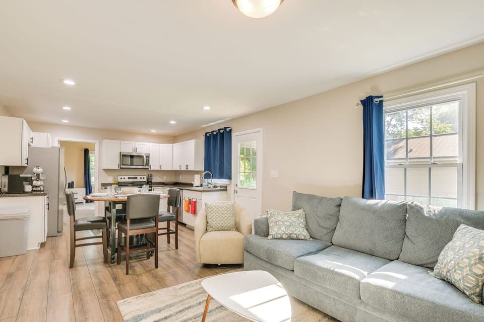 Greenville Vacation Rental | 3BR | 2BA | 1,320 Sq Ft | Stairs Required to Enter