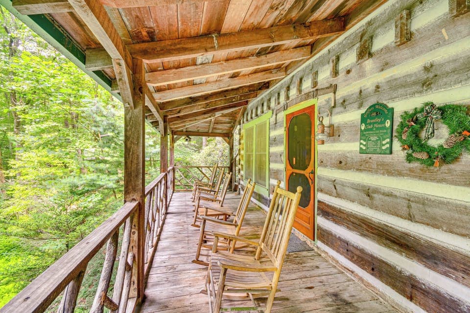 Deck | Wooded View