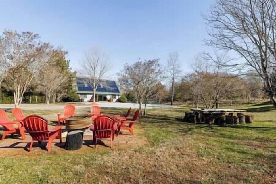 Outdoor firepit area