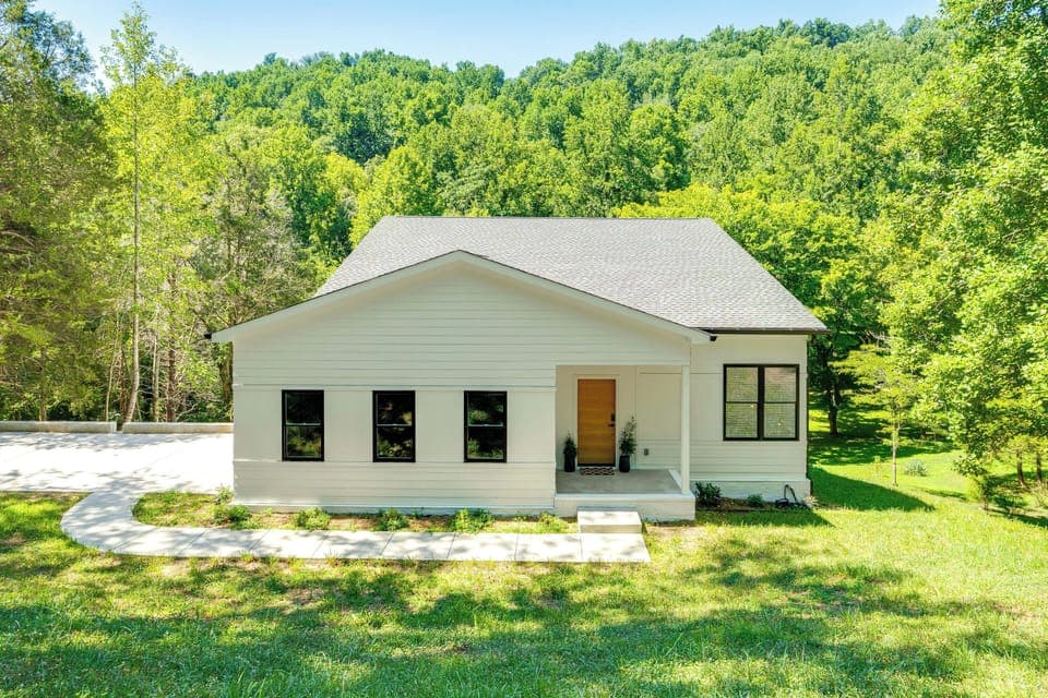 Liberty Vacation Rental | 4BR | 3BA | Stairs Required | 2,000 Sq Ft