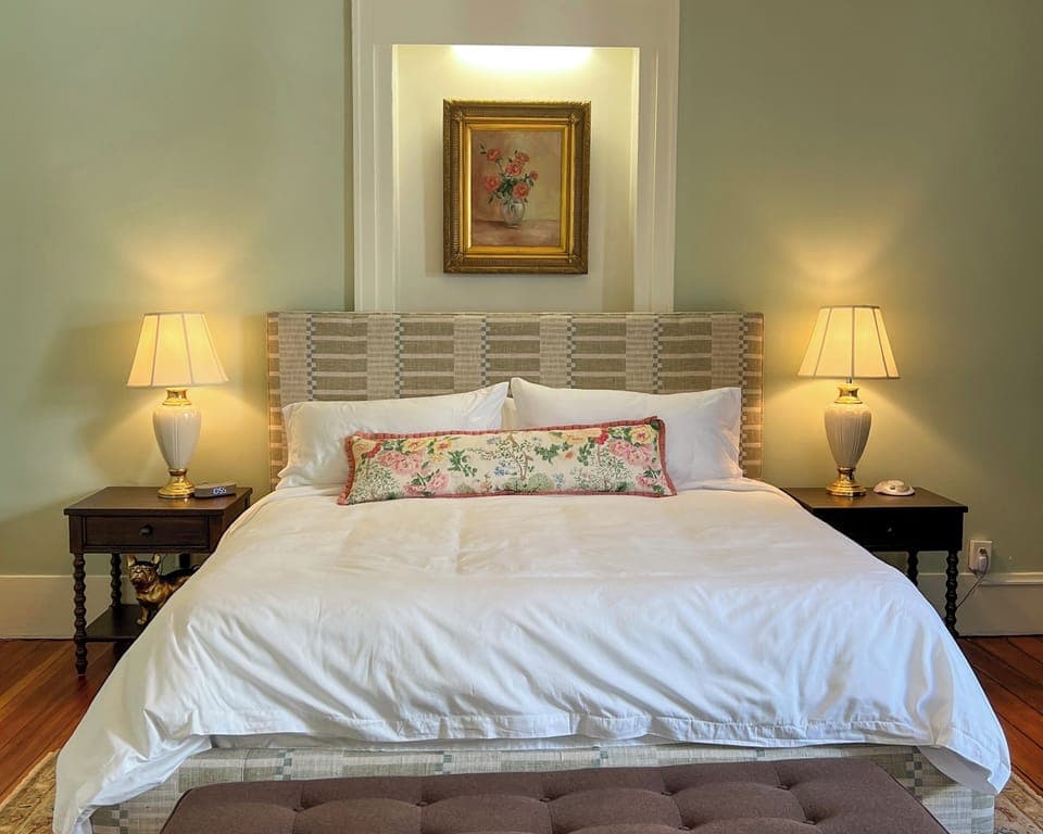 The Artemis Guest Room- has 1 king size bed with premium mattress