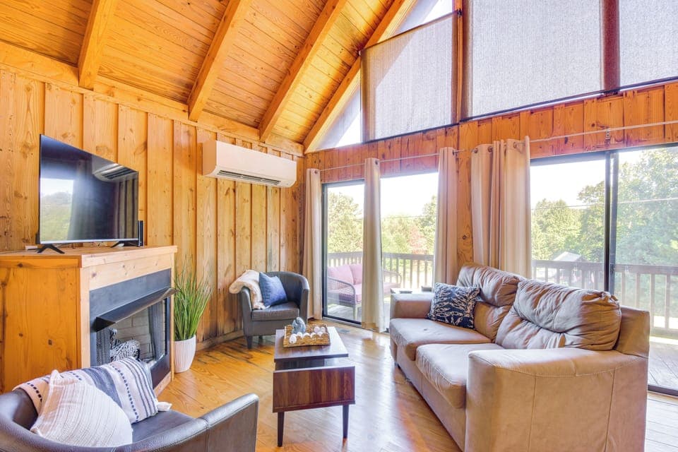 Six Mile Vacation Rental | 1BR | 1BA | 1,100 Sq Ft | Steps to Enter