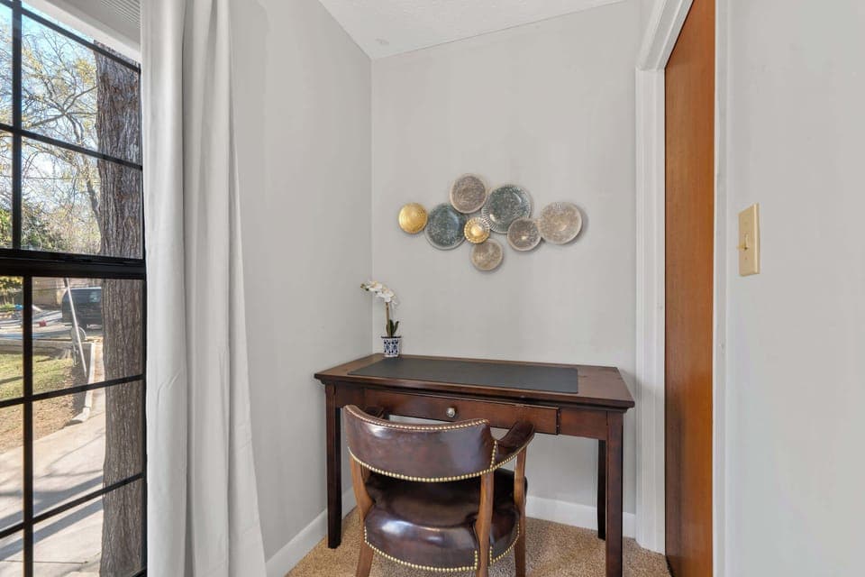 Master bedroom working station