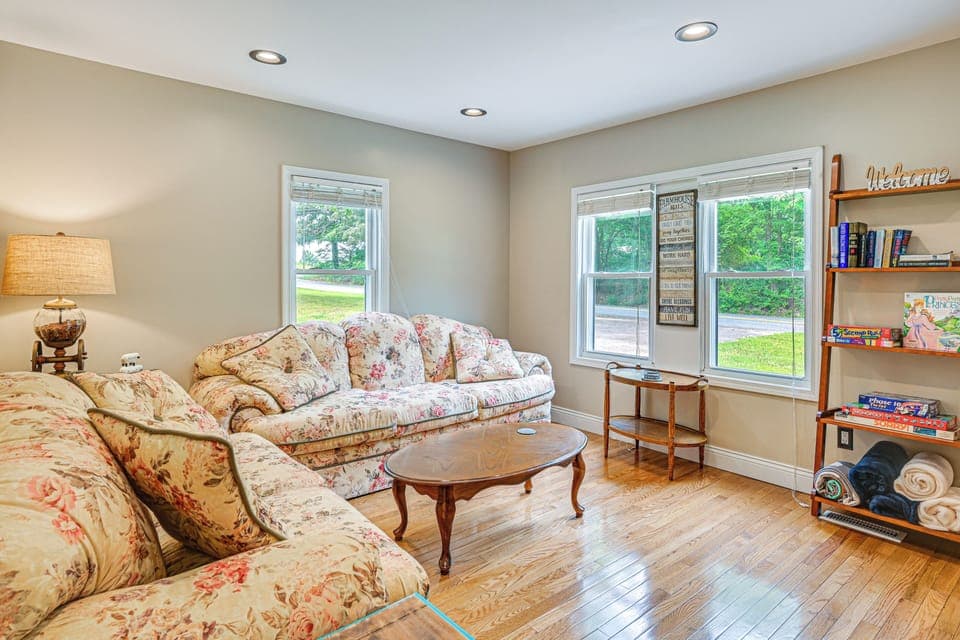 Murray Vacation Rental | 2BR | 2BA | 2 Steps to Enter | 1,550 Sq Ft