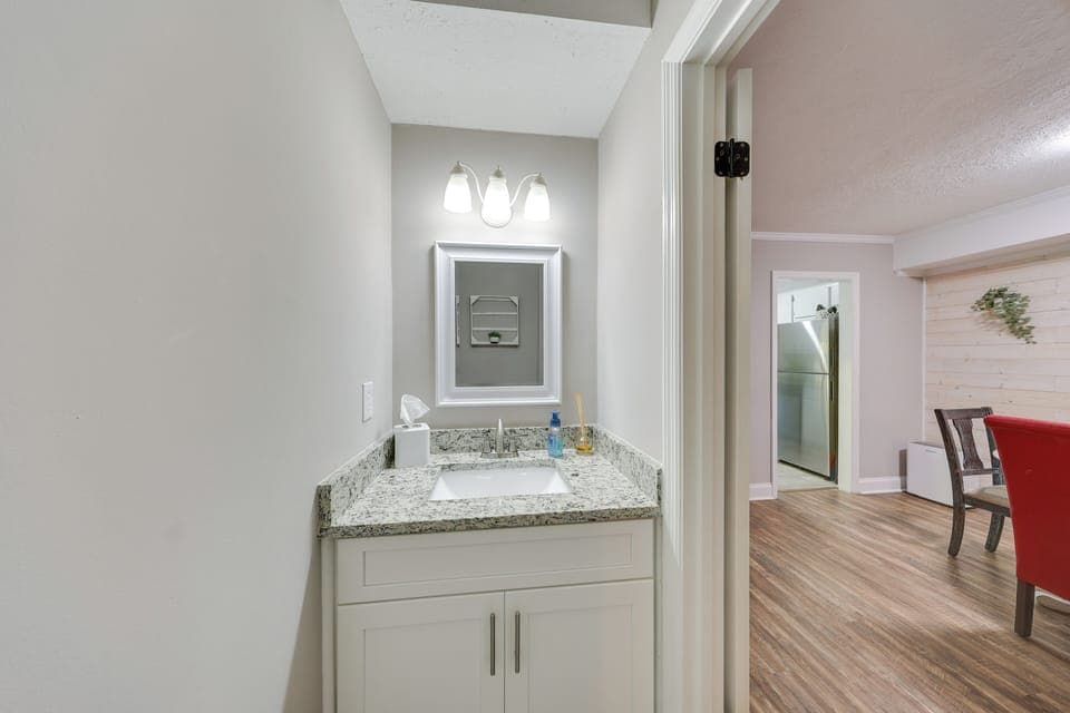 Half Bathroom | 1st Floor