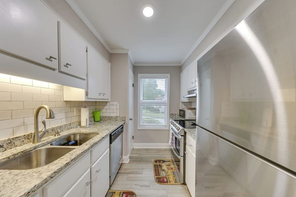 Kitchen | 1st Floor | Keurig Coffee Maker | Cooking Basics