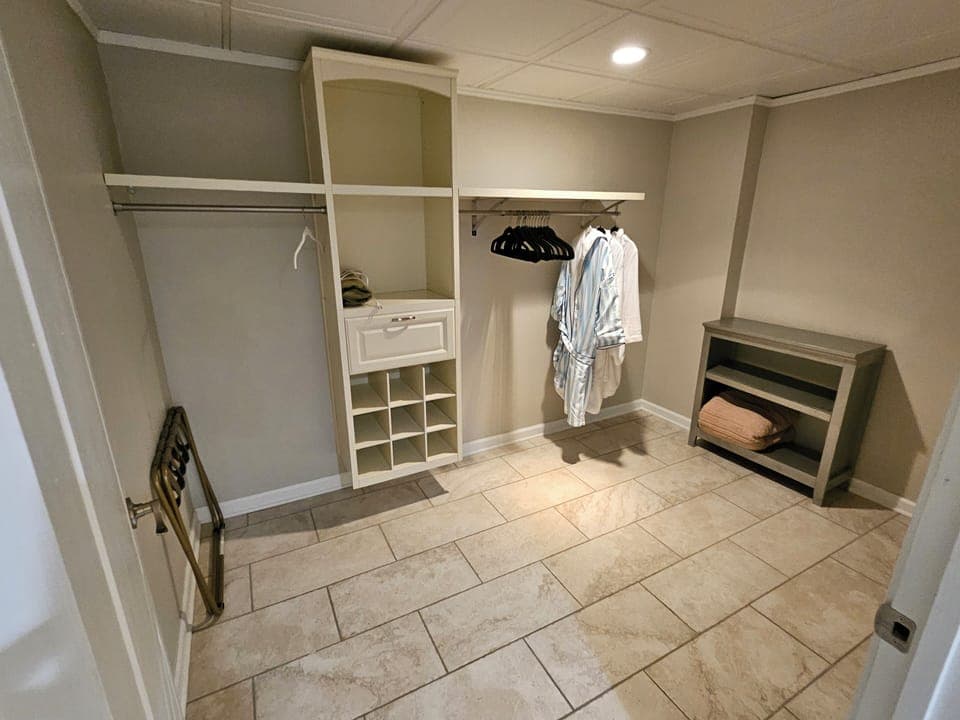 Enormous walk in closet