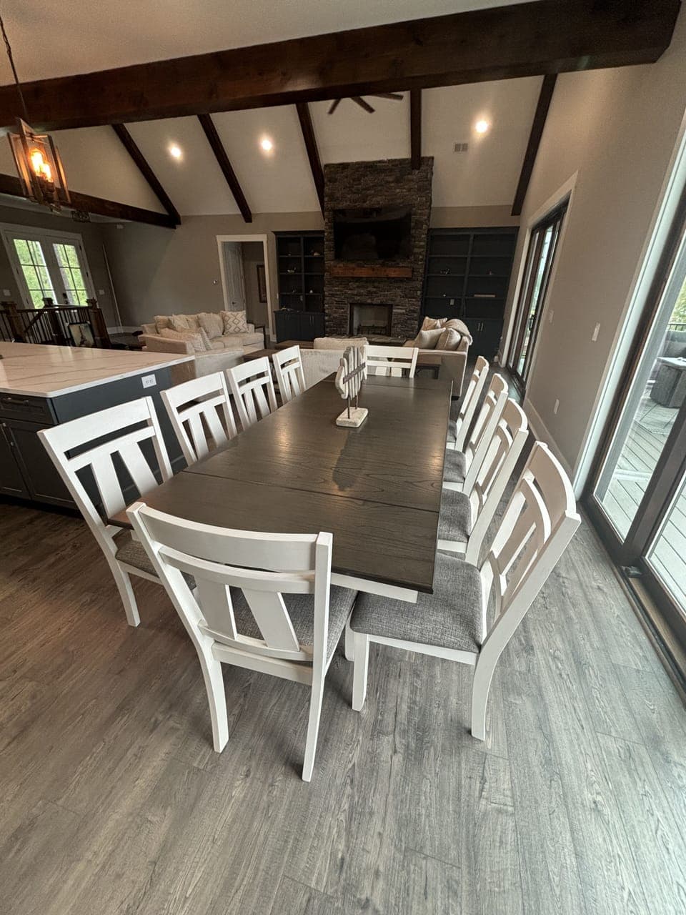 Kitchen dining