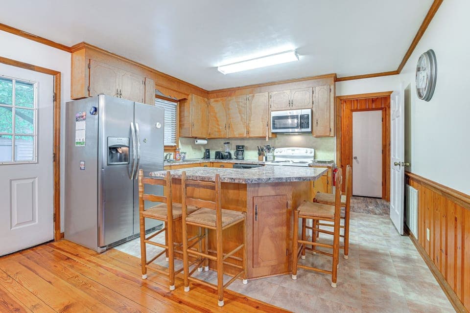 Kitchen | 1st Floor | Drip Coffee Maker | Toaster | Dishwasher