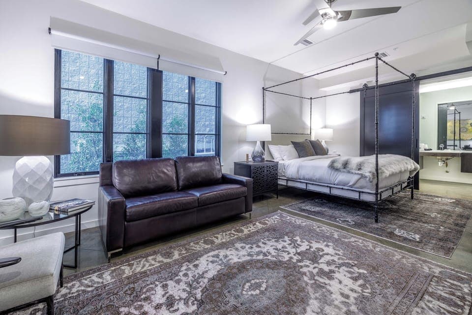 Stylish 1 bedroom.
