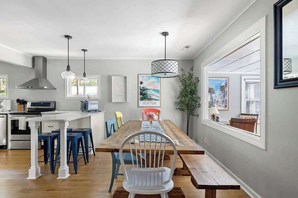 Dining table seating as well as island seating for your group! 