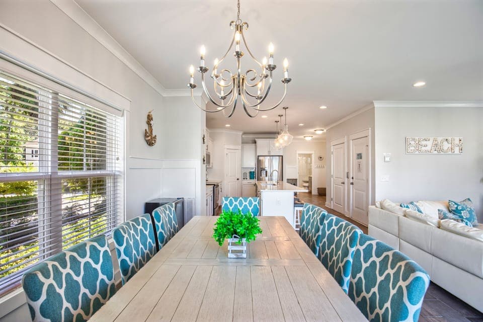 Formal dining table for large groups