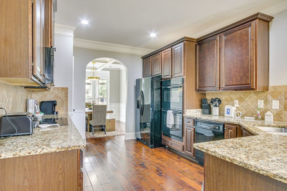 Kitchen | 1st Floor | Keurig Coffee Maker w/ Coffee Provided