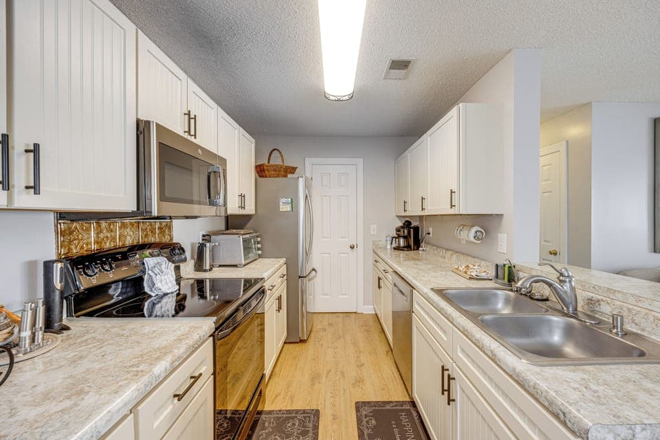 Kitchen | Cooking Basics | Drip & Keurig Coffee Makers