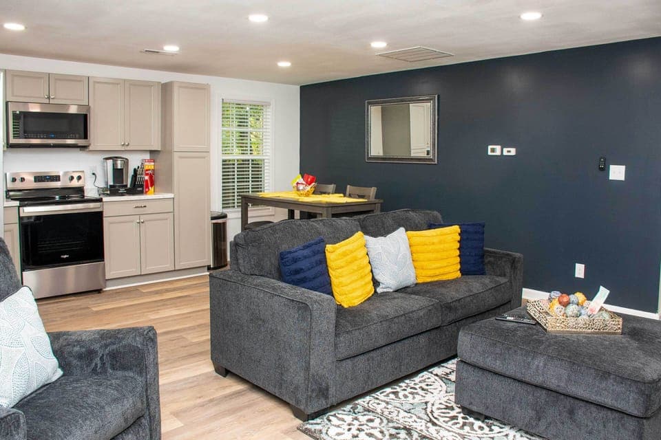 Living Room | Queen Sleeper Sofa | Full Air Mattress | Smart TV | Free WiFi