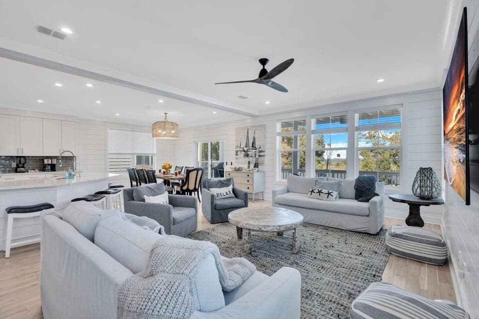 This 3,641 sq ft beauty hosts up to 20 guests and welcomes your pet too - woof!