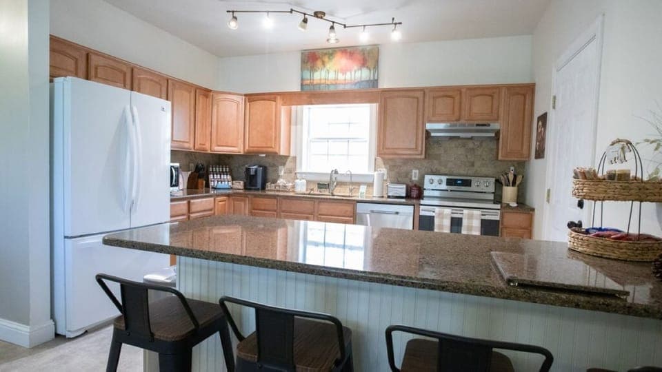 Eat in Kitchen