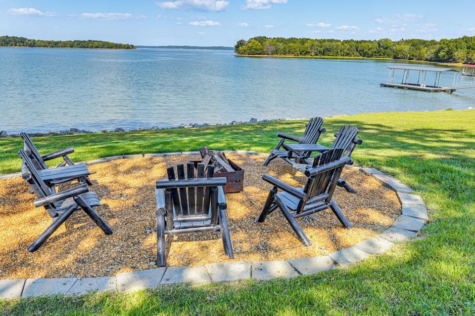 Wood-Burning Fire Pit (Wood Provided)