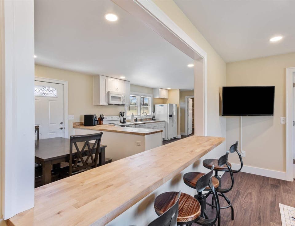 Counter seating