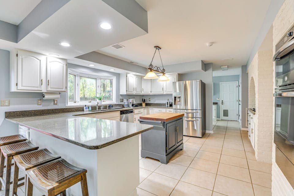 Kitchen | 1st Floor | Dishwasher | Keurig Coffee Maker