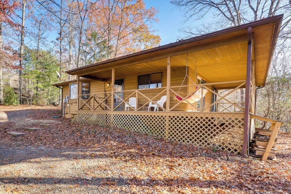 Murphy Vacation Rental | 2BR | 1BA | Steps to Enter | 975 Sq Ft