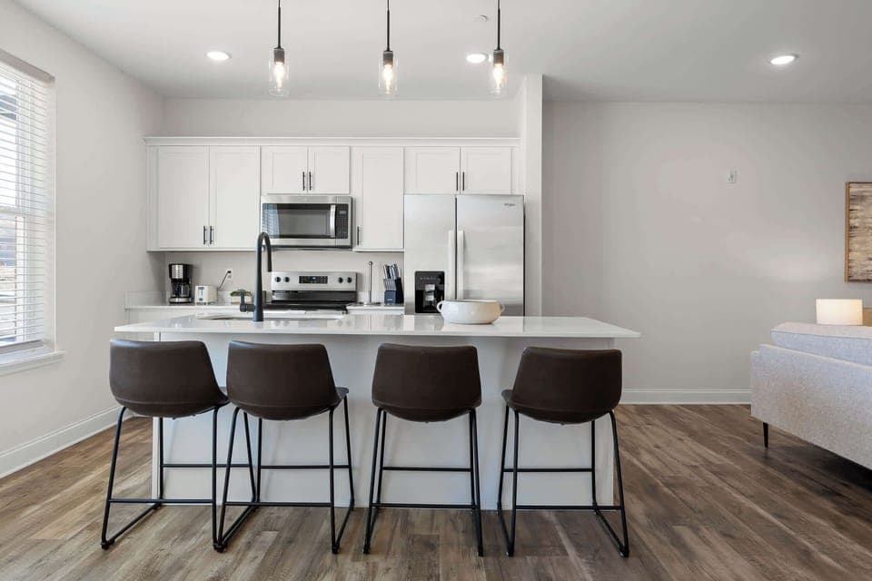 Fully-equipped kitchen 