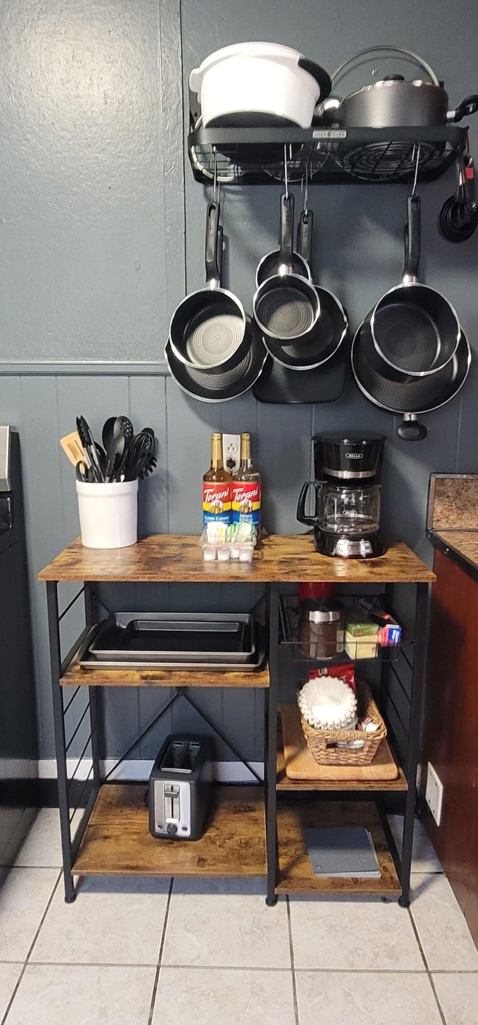 Kitchen-
New Appliances
Dinette
Coffee Bar
Soaps, Paper Products