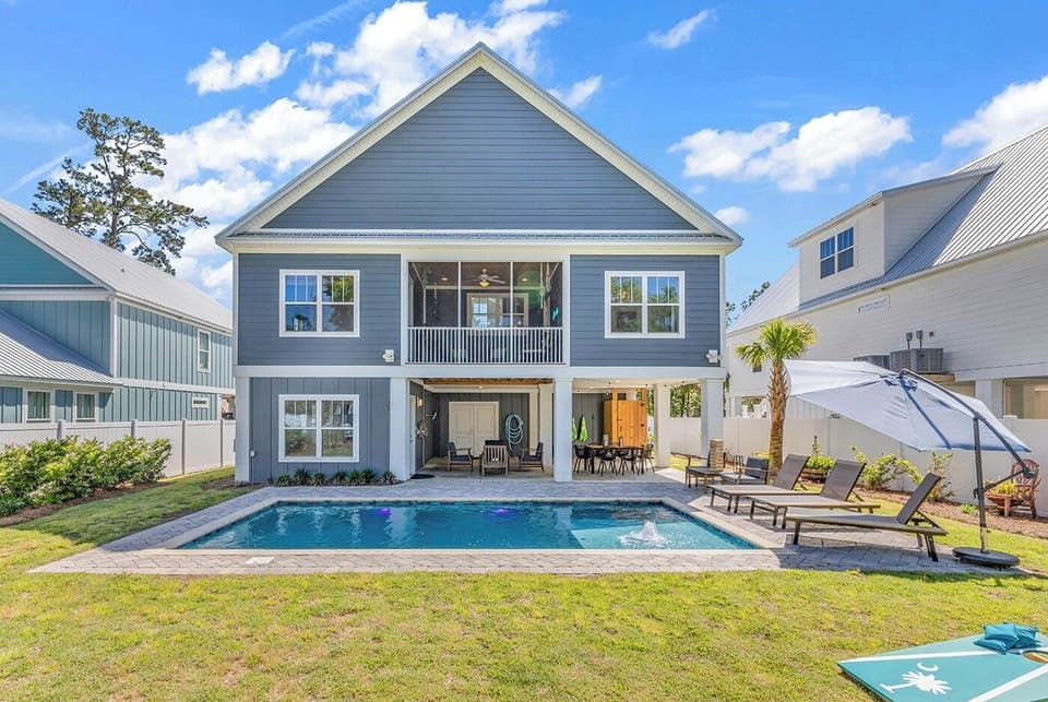 Welcome to Three Palms, relax by the pool or play a friendly game of corn-hole.