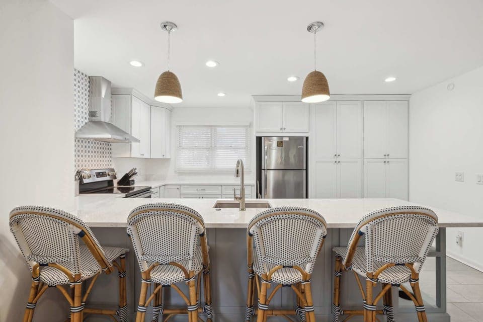 Additional counter seating 