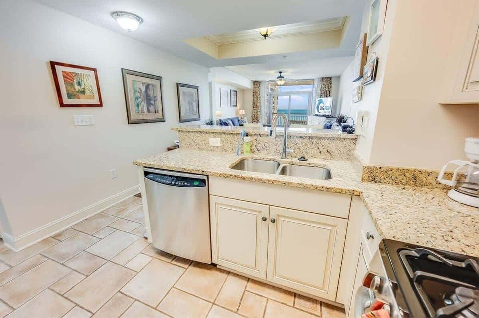 Large Kitchen Area