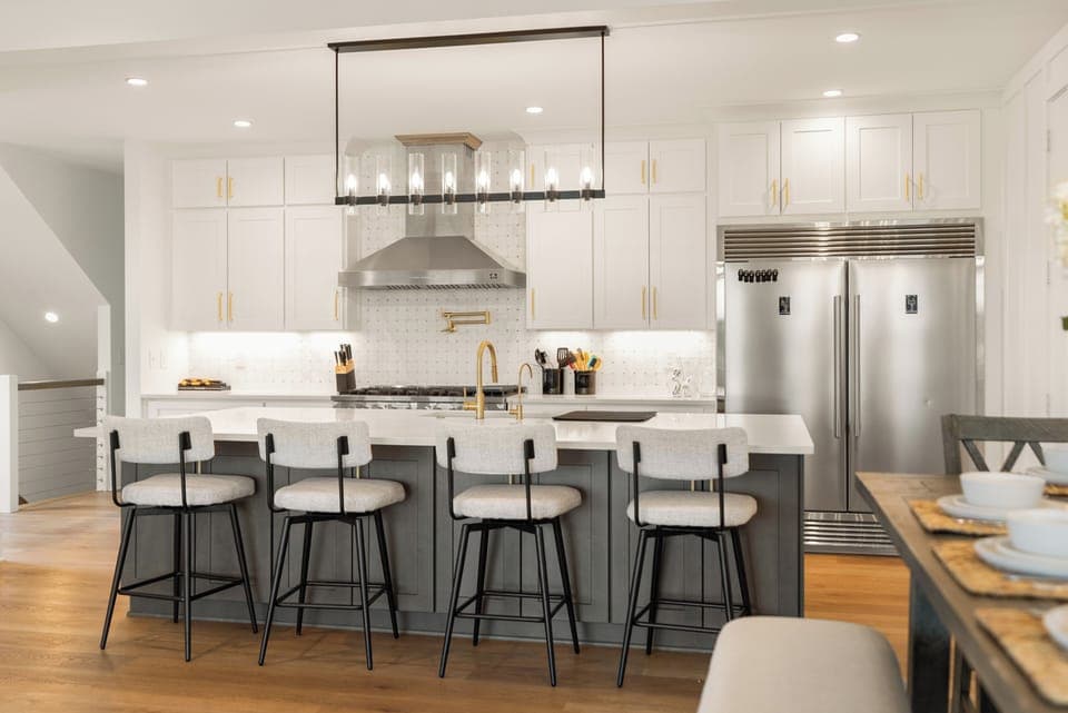 1st Floor Kitchen & Dining Room-10