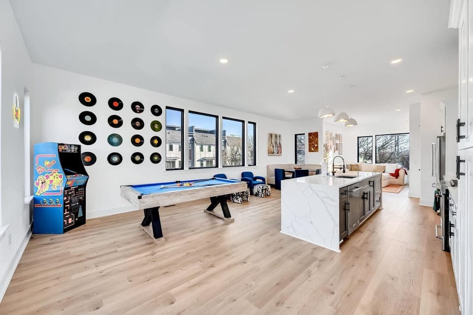Gather friends for an unforgettable bachelorette party at this stylish Nashville retreat! Enjoy a spacious game room, pool table, and chic decor—ideal for creating lasting memories. Your luxury getaway in Music City awaits!