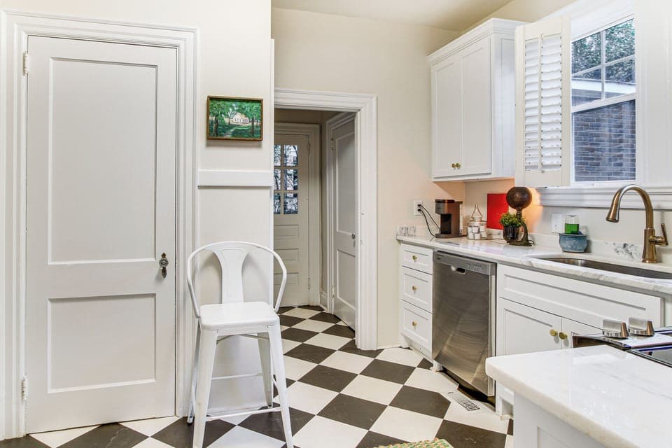 Kitchen | 1st Floor | Keurig Coffee Maker