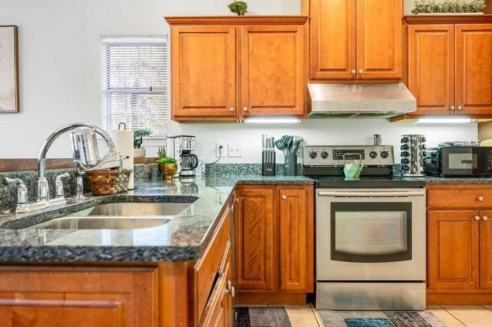 Spacious kitchen to enjoy cooking your favorite dishes.